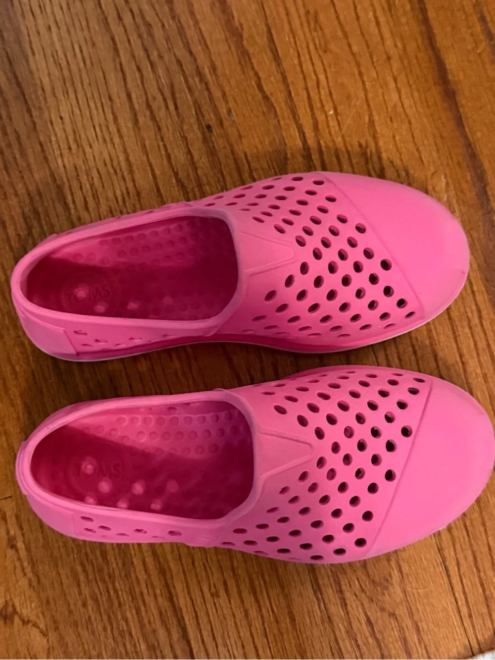 TOMS Pink Water Shoes Slip-On Sneakers Youth Size 11 Summer Beach Pool